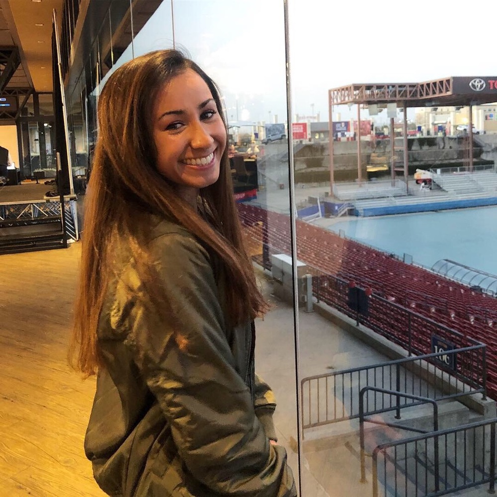 Meet your Posher, Danielle